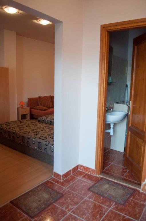 Appartement Bornemisza Kuria à Tiszabecs Extérieur photo