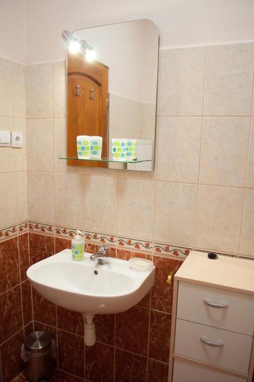 Appartement Bornemisza Kuria à Tiszabecs Extérieur photo